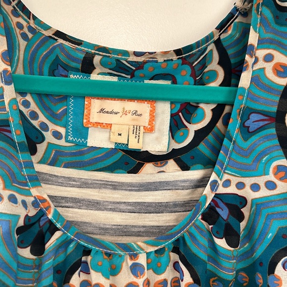 Meadow and Rue sleeveless blouse - Picture 2 of 3